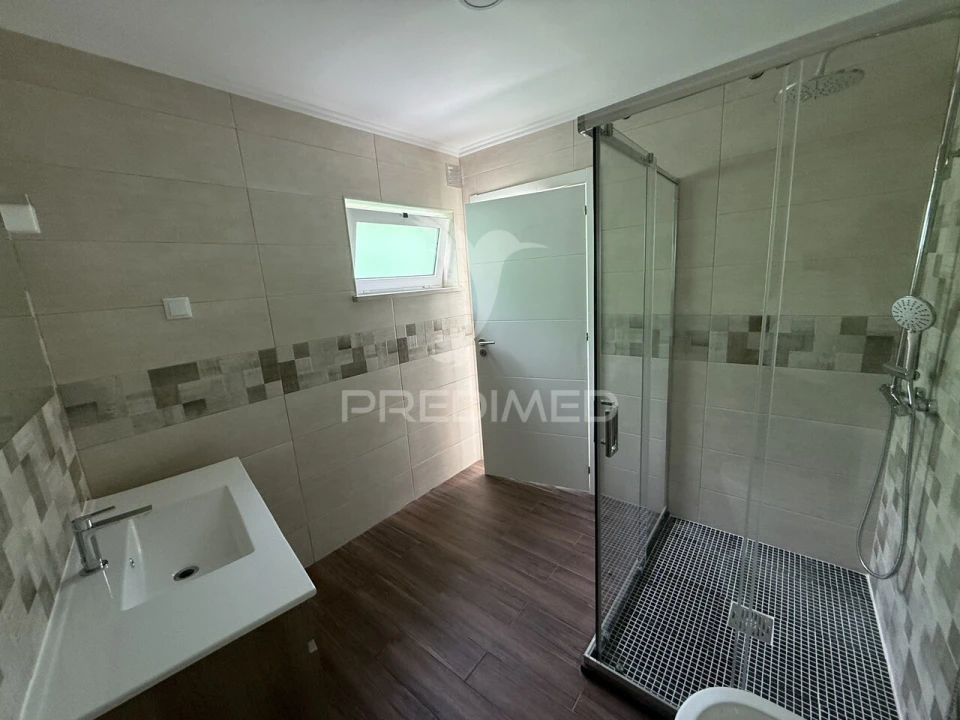 Apartamento T1 para Venda em Alcanena e Vila Moreira Foto 17