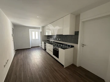 Apartamento T1 para Venda em Alcanena e Vila Moreira