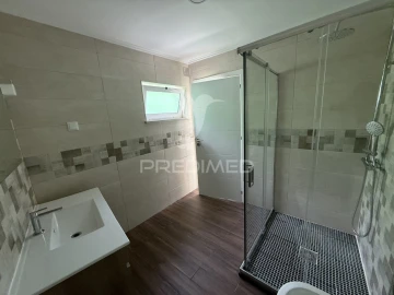 Apartamento T1 para Venda em Alcanena e Vila Moreira