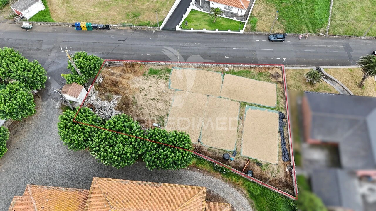Terreno para Venda em Ribeirinha Foto 4