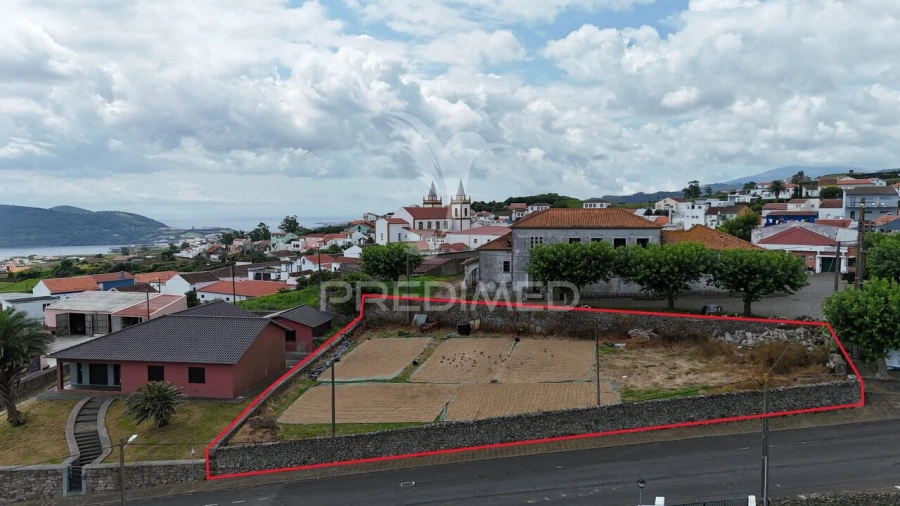 Terreno para Venda em Ribeirinha Foto 2