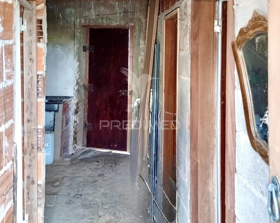 Moradia T2 para Venda em Santa Barbara de Padrões Foto 3