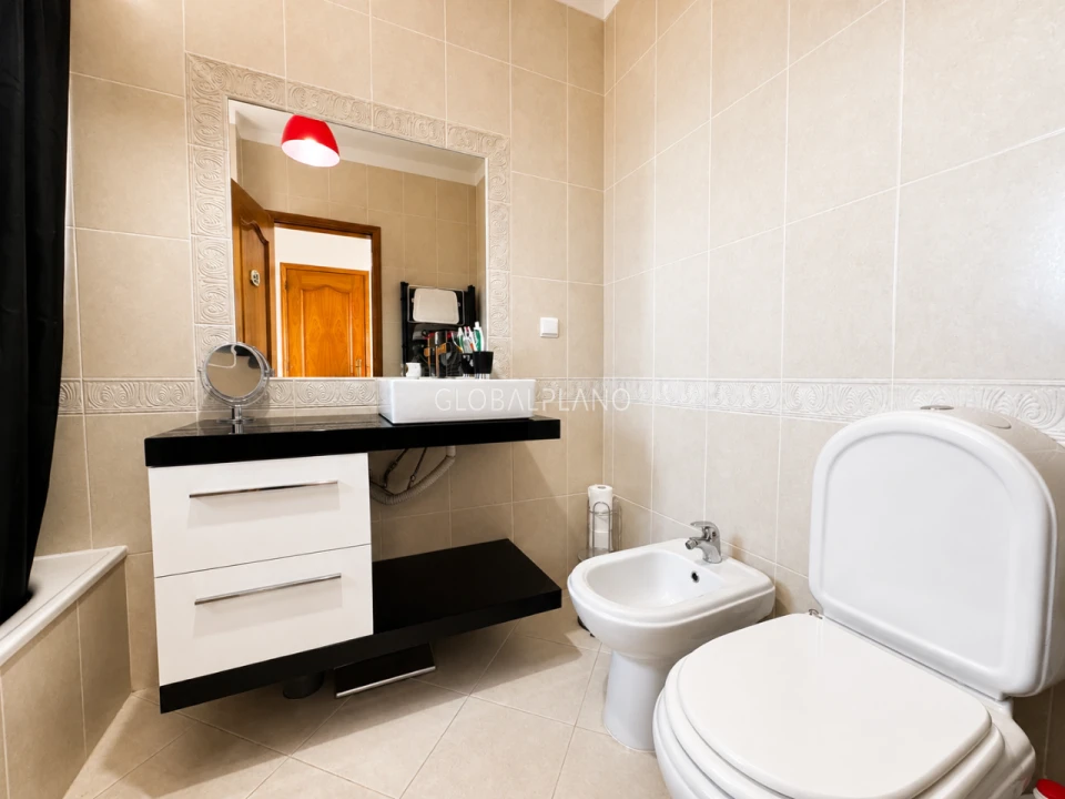 Apartamento T2 para Venda em Alvor Foto 14
