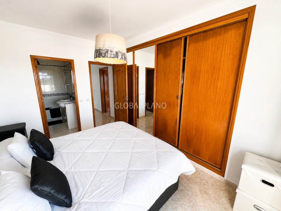 Apartamento T2 para Venda em Alvor Foto 9