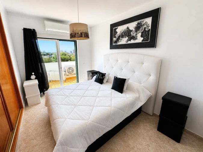 Apartamento T2 para Venda em Alvor Foto 7