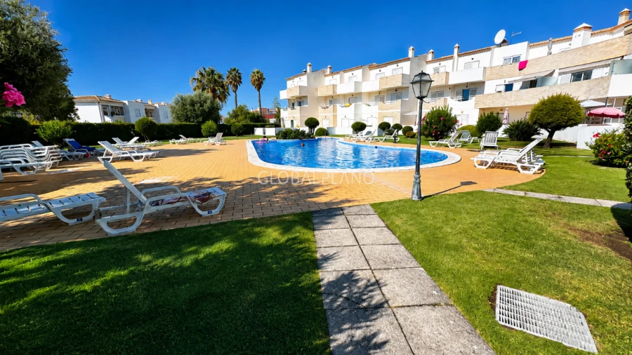 Apartamento T2 para Venda em Alvor Foto 18