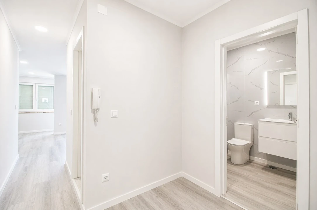 Apartamento T2 para Venda em Oeiras e São Julião da Barra, Paço de Arcos e Caxias Foto 5