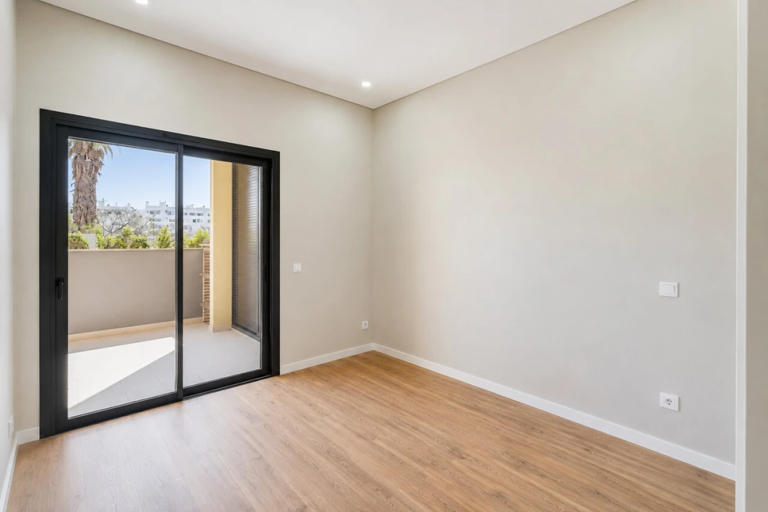 Apartamento T3 para Venda em Portimão Foto 15