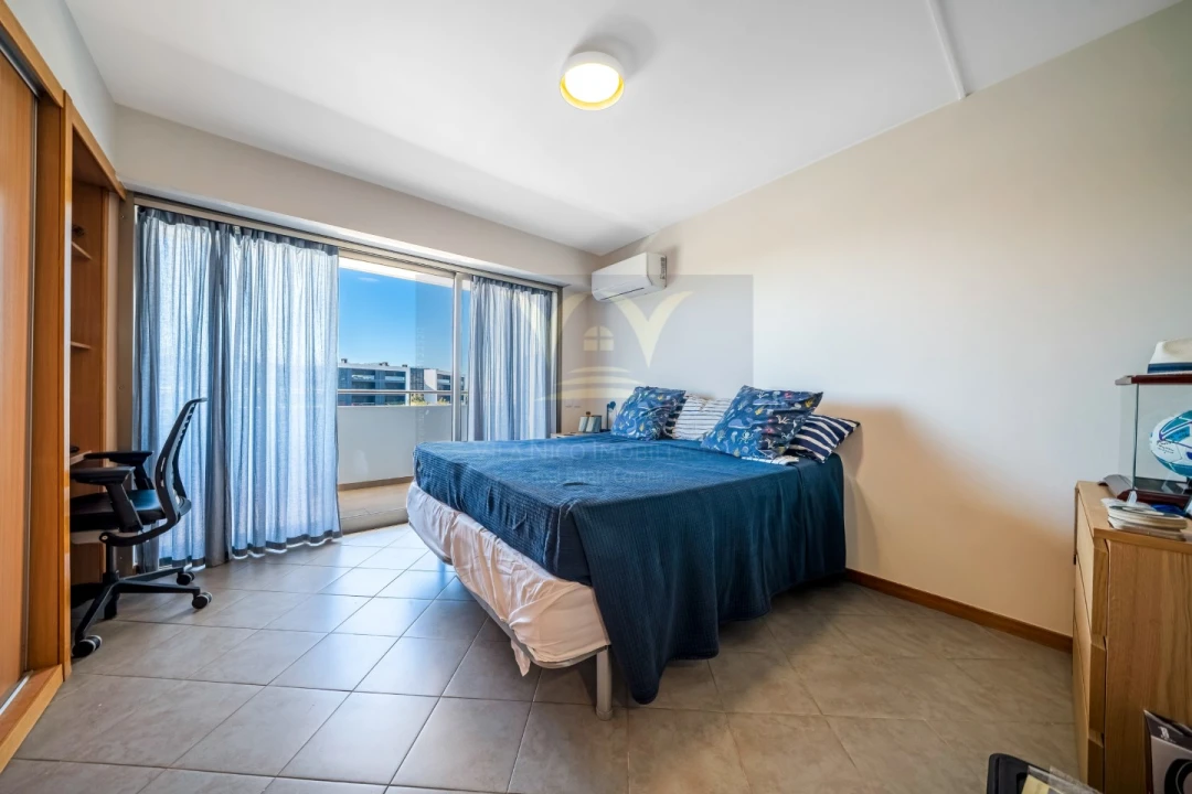 Apartamento T2 para Venda em Portimão Foto 16