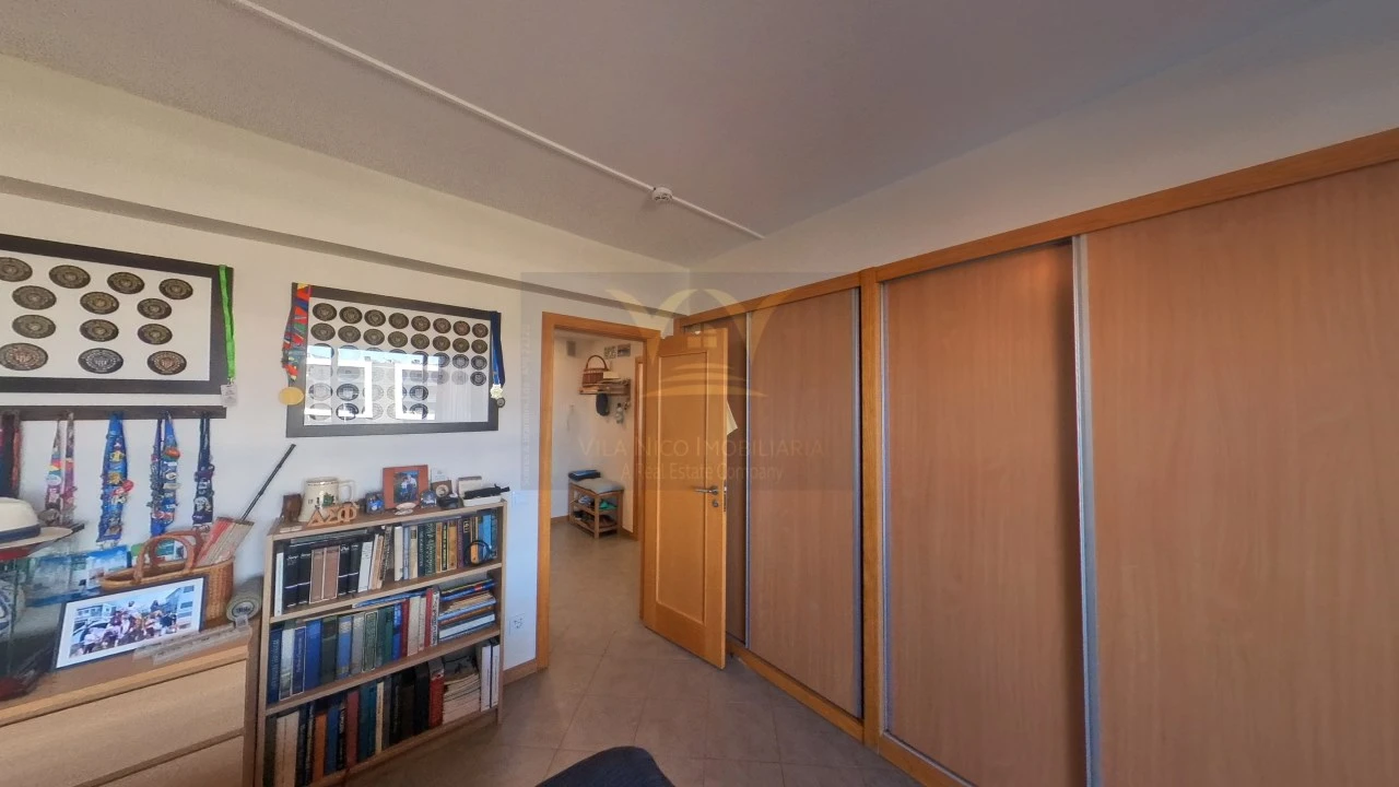 Apartamento T2 para Venda em Portimão Foto 77