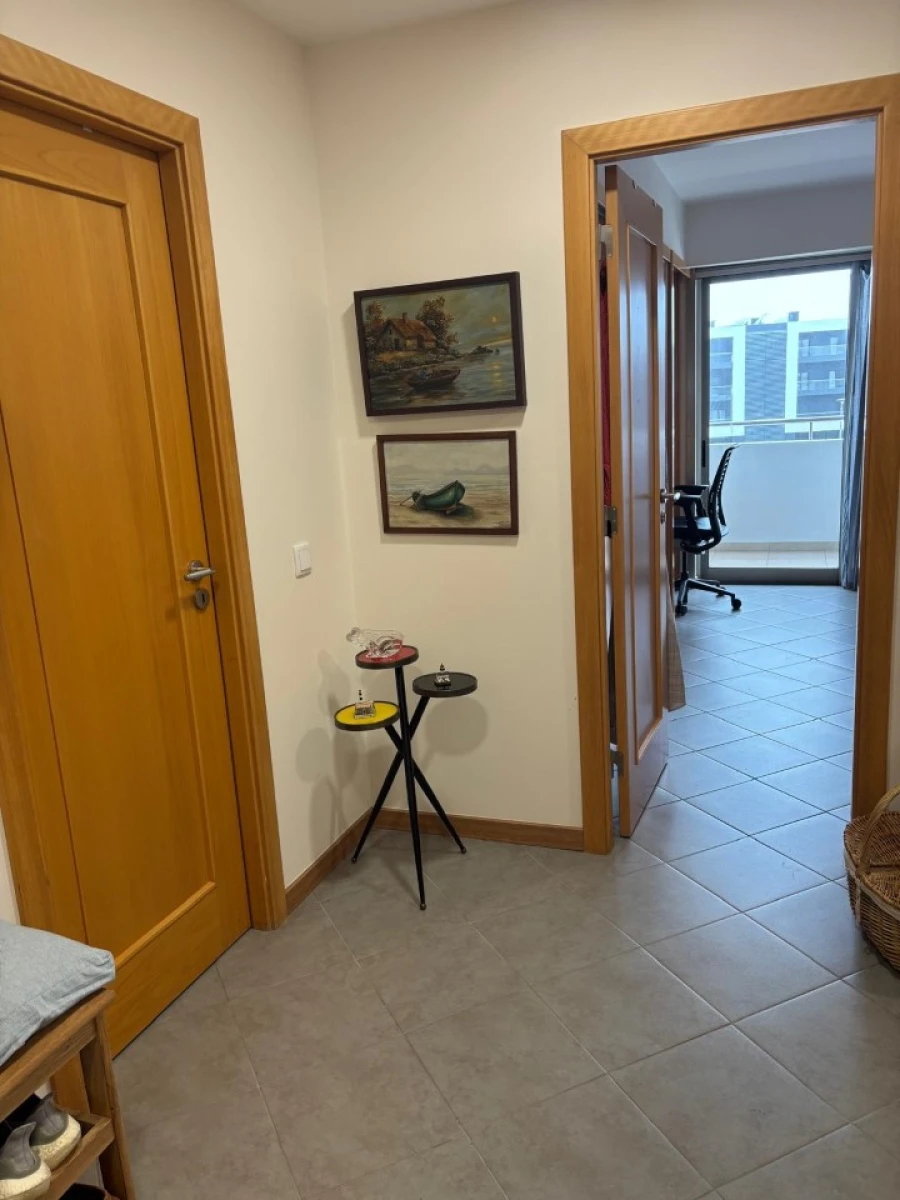 Apartamento T2 para Venda em Portimão Foto 9