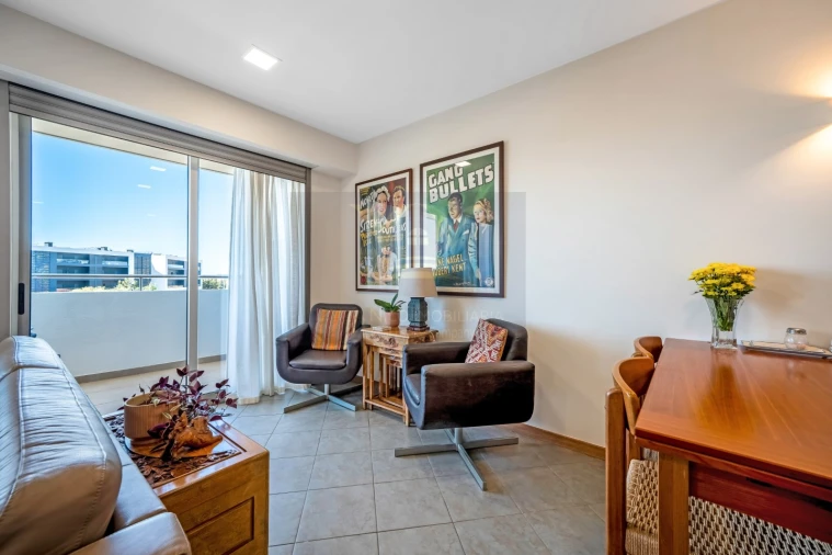 Apartamento T2 para Venda em Portimão Foto 13