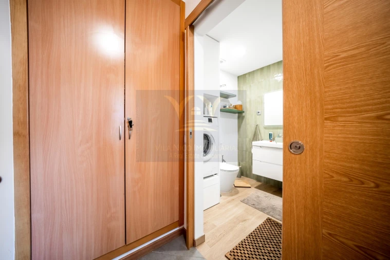 Apartamento T2 para Venda em Portimão Foto 24