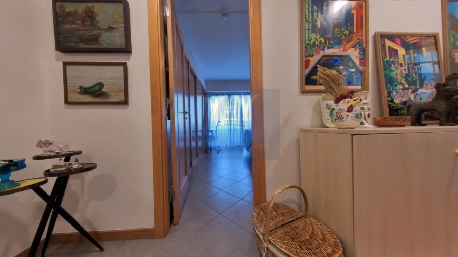 Apartamento T2 para Venda em Portimão Foto 36