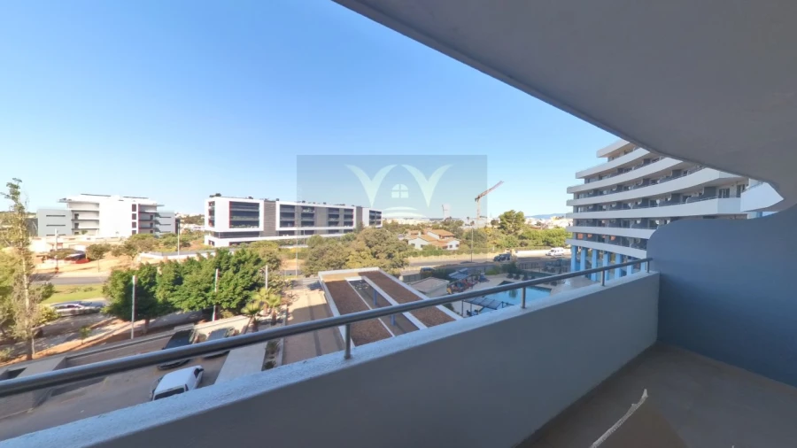 Apartamento T2 para Venda em Portimão Foto 79