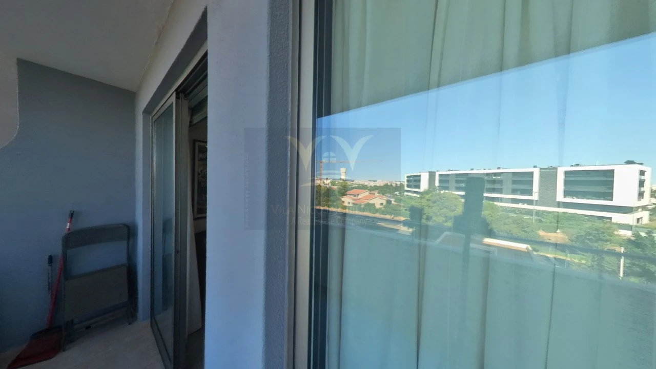 Apartamento T2 para Venda em Portimão Foto 64