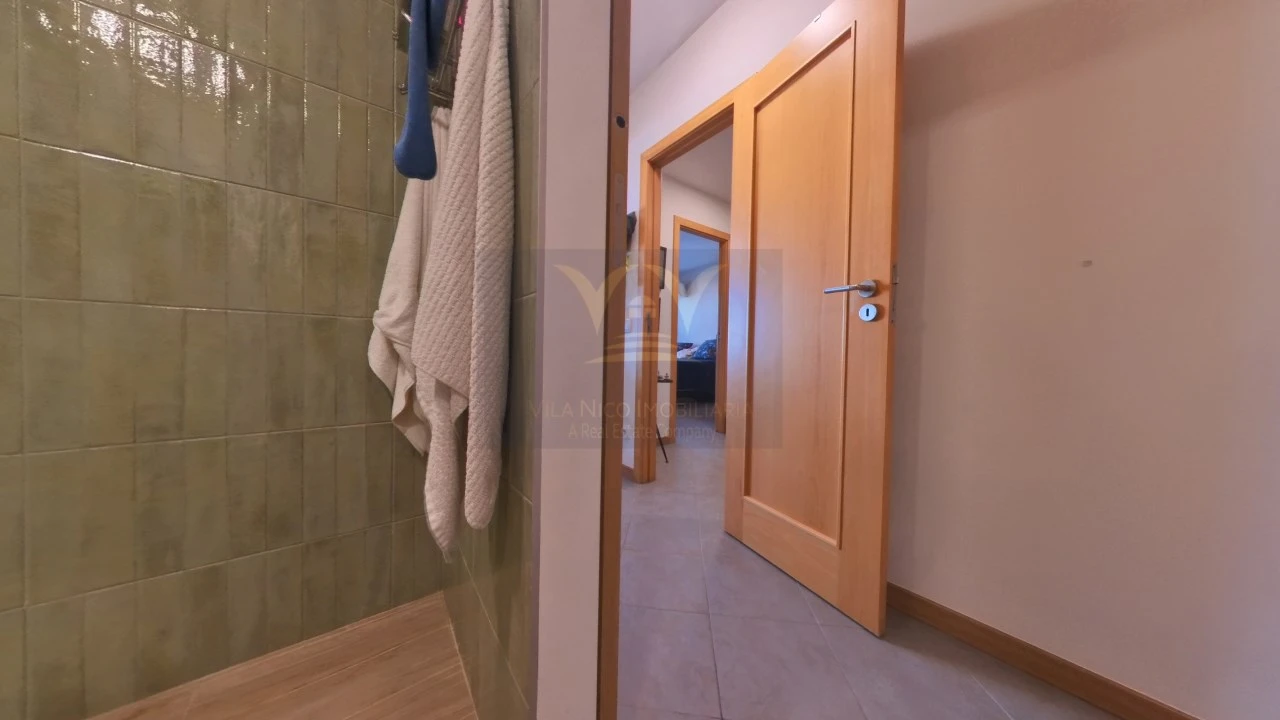 Apartamento T2 para Venda em Portimão Foto 52