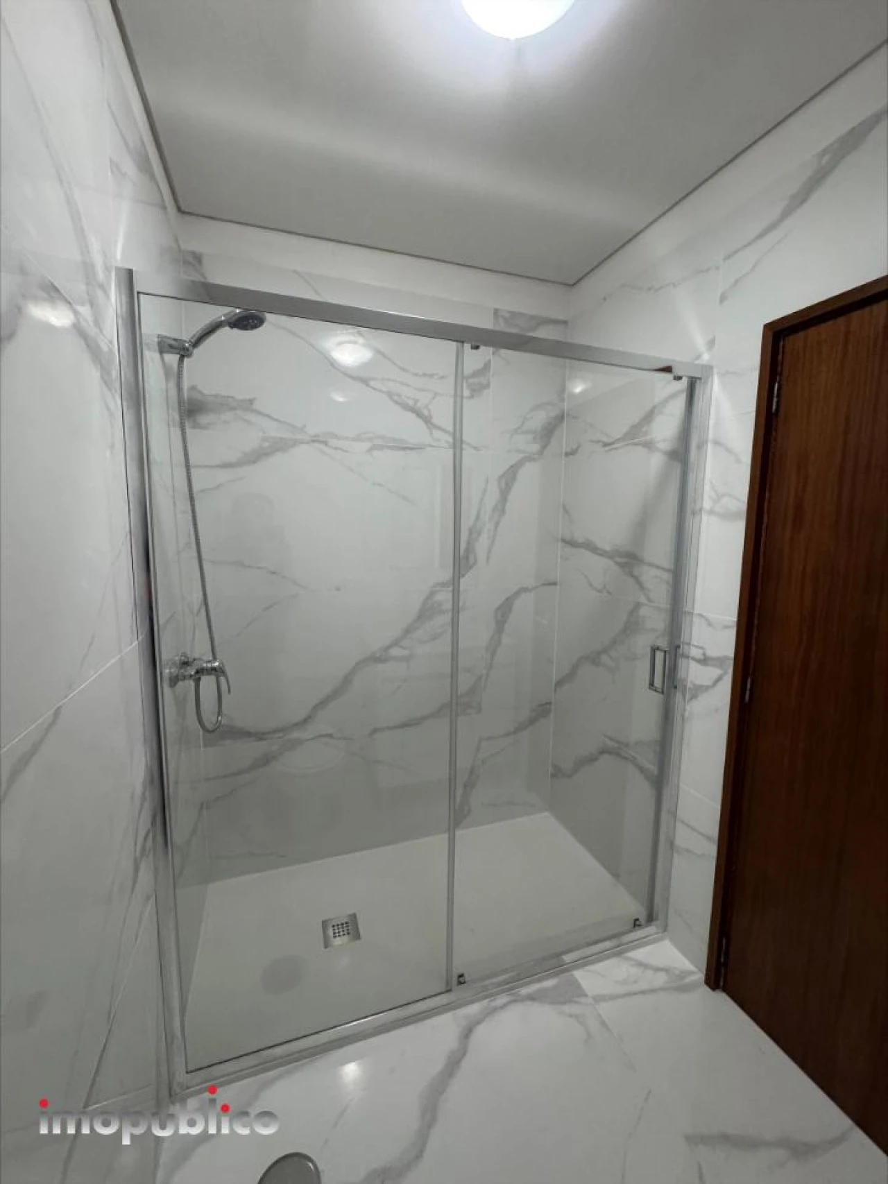 Apartamento T1 para Arrendamento em São Vitor (Braga) Foto 9