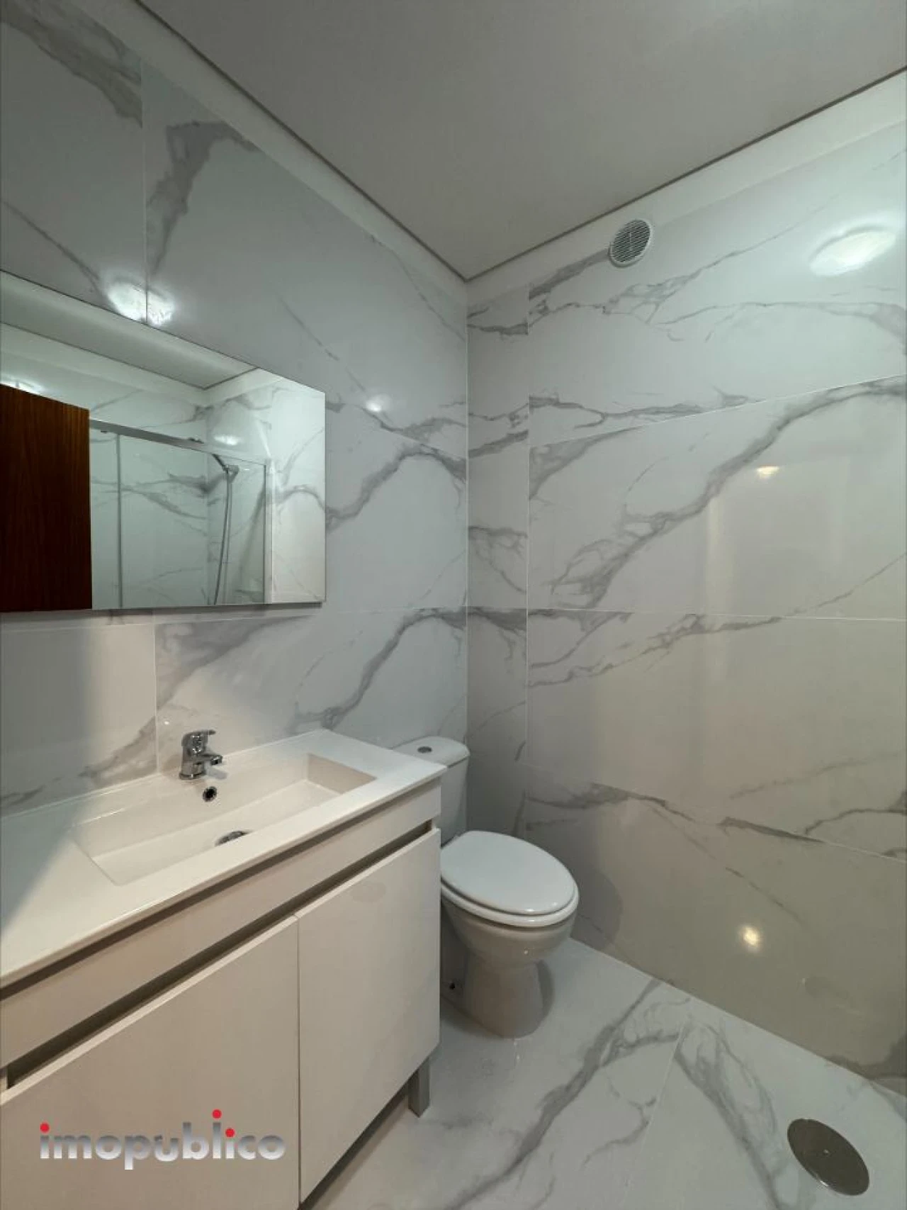 Apartamento T1 para Arrendamento em São Vitor (Braga) Foto 10