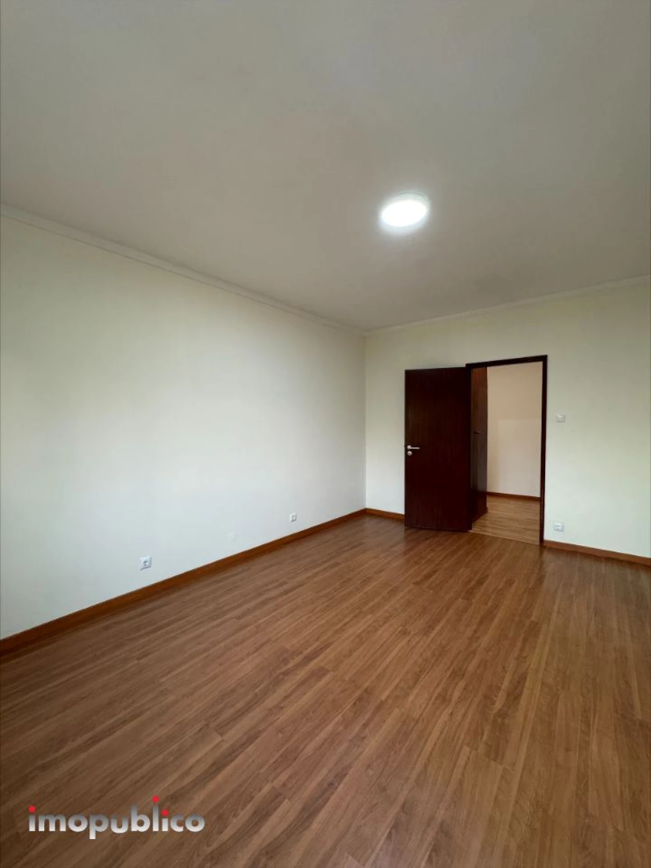 Apartamento T1 para Arrendamento em São Vitor (Braga) Foto 11