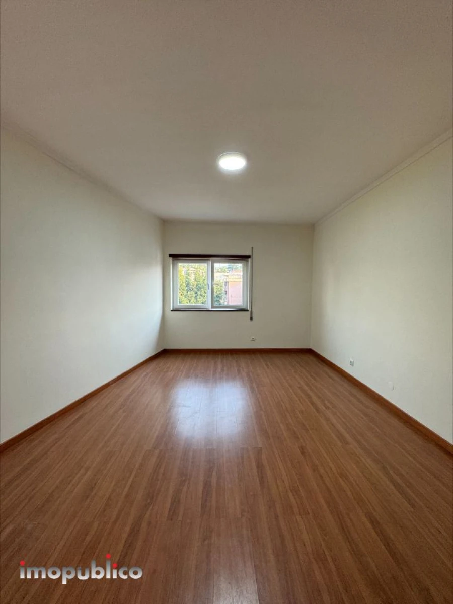 Apartamento T1 para Arrendamento em São Vitor (Braga) Foto 13