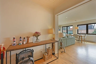 Apartamento T2 para Venda em Aldoar, Foz do Douro e Nevogilde