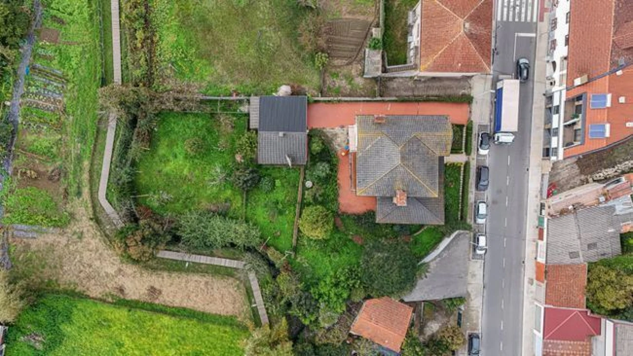 Moradia T7 para Venda em Valongo Foto 21