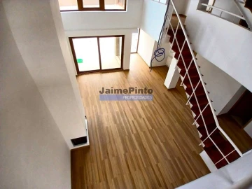 Moradia T5 para Venda em Madalena