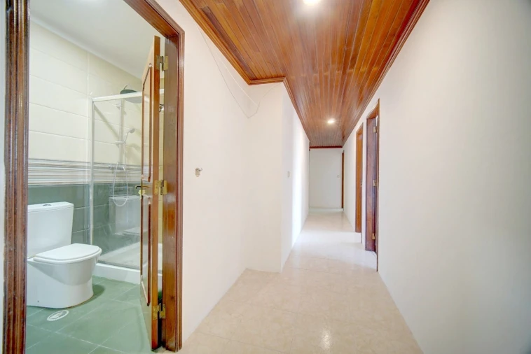 Apartamento T3 para Venda em Rio de Mouro Foto 12