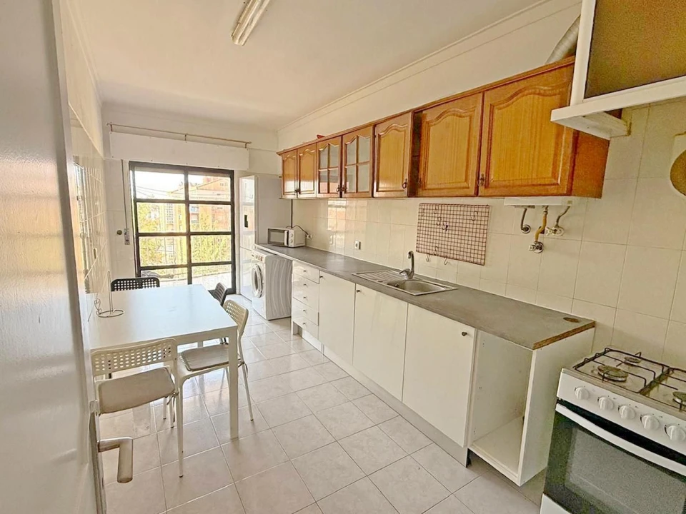 Apartamento T3 para Venda em Algueirão-Mem Martins Foto 15