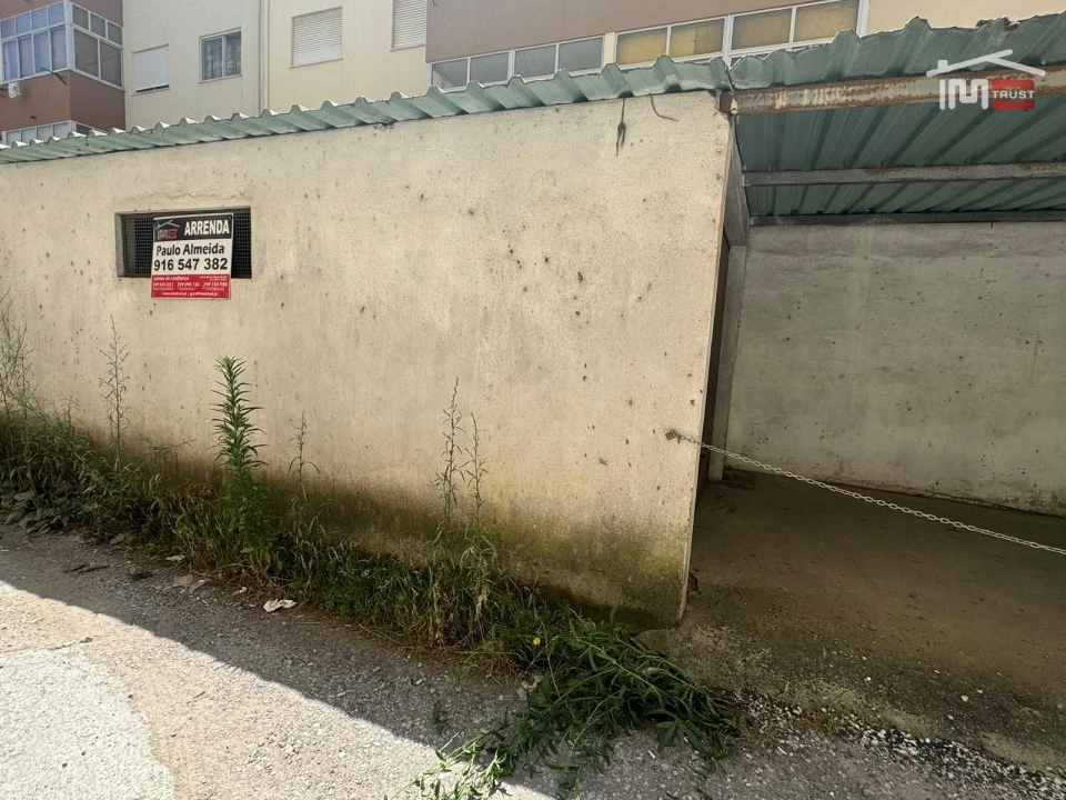 Negócio para Arrendamento em Nossa Senhora da Piedade Foto 3