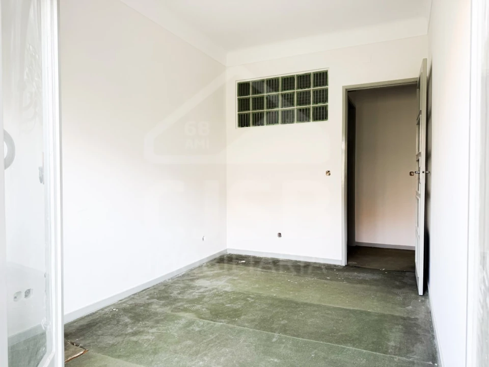Apartamento T6 para Venda em Arroios Foto 34