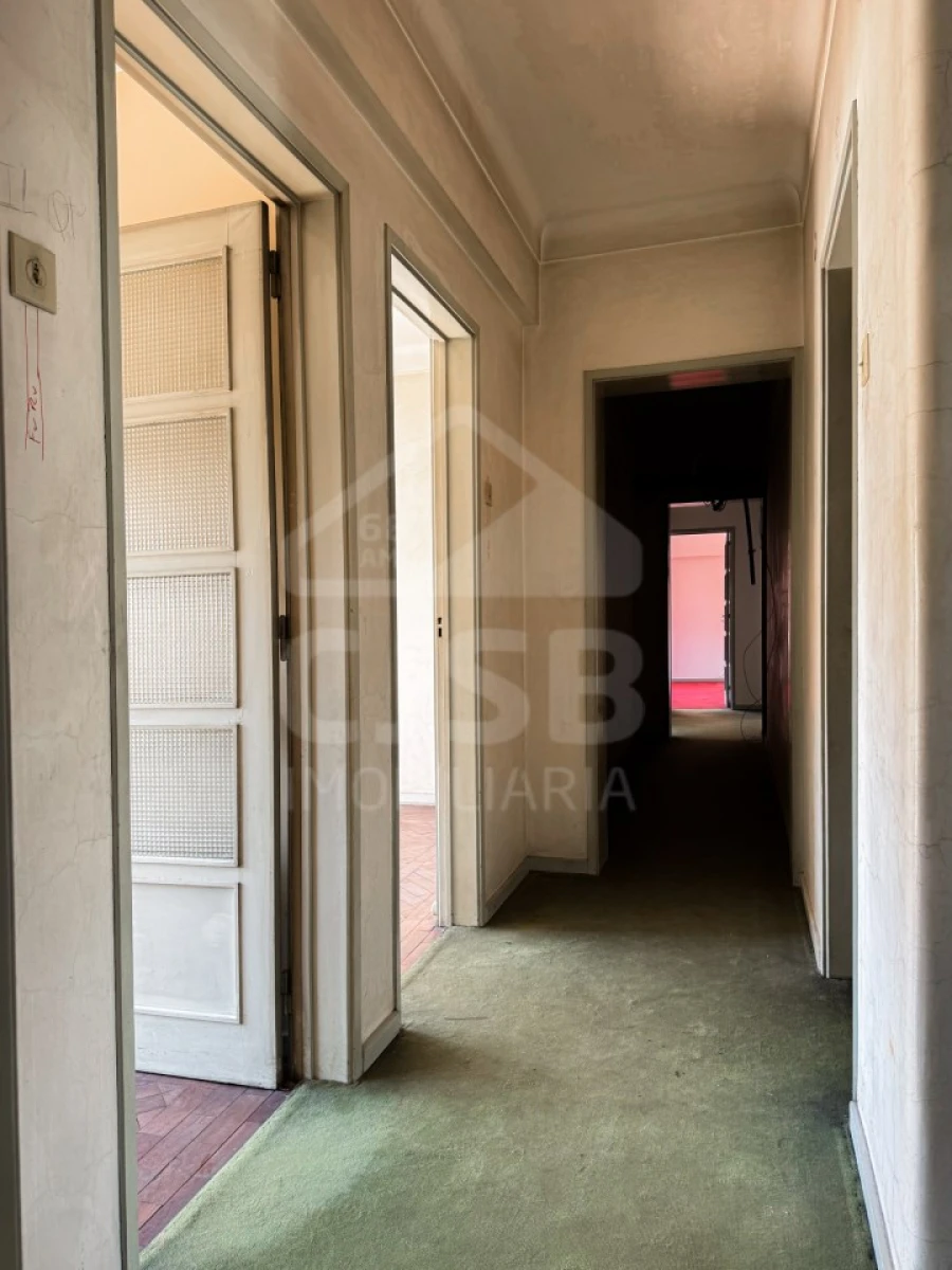 Apartamento T6 para Venda em Arroios Foto 10