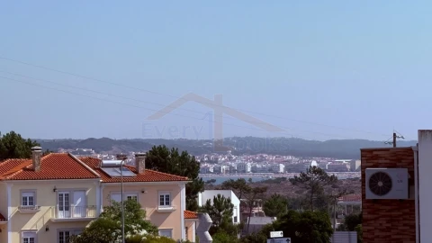 Moradia T3 para Venda em Tornada e Salir do Porto