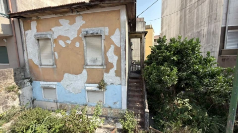 Terreno para Venda em São Mamede de Infesta e Senhora da Hora