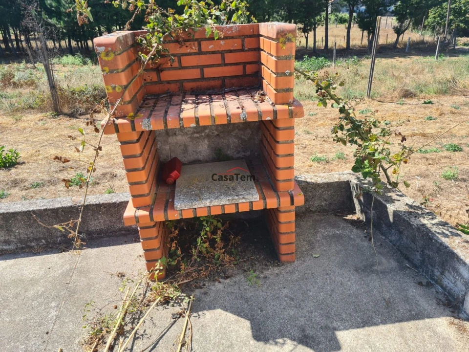 Terreno para Venda em Queirã Foto 6