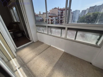 Apartamento T1 para Venda em Águas Livres