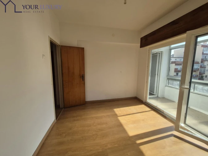 Apartamento T1 para Venda em Águas Livres Foto 16