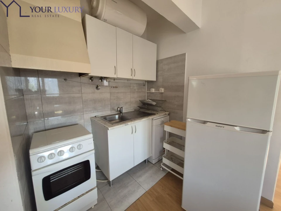 Apartamento T1 para Venda em Águas Livres Foto 3