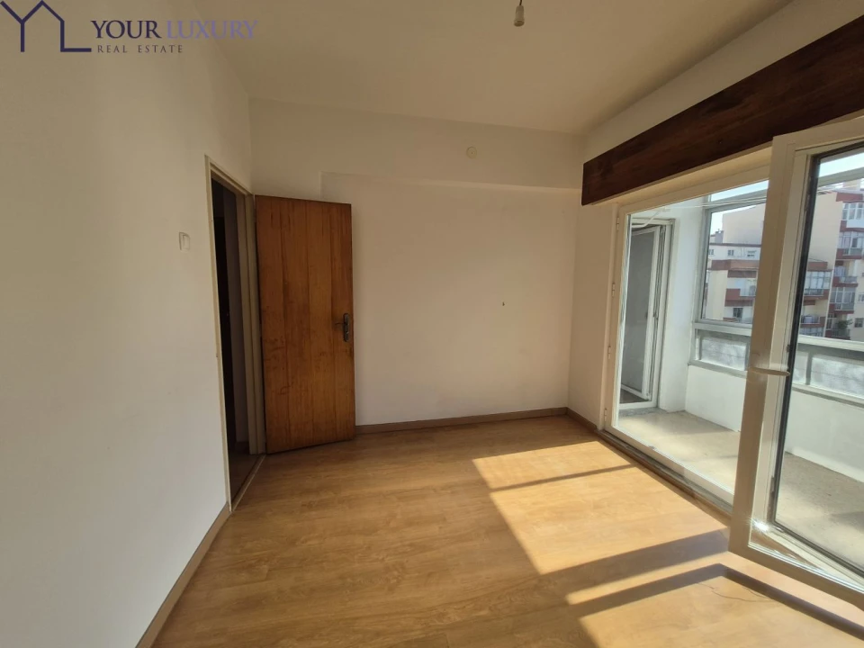 Apartamento T1 para Venda em Águas Livres Foto 18