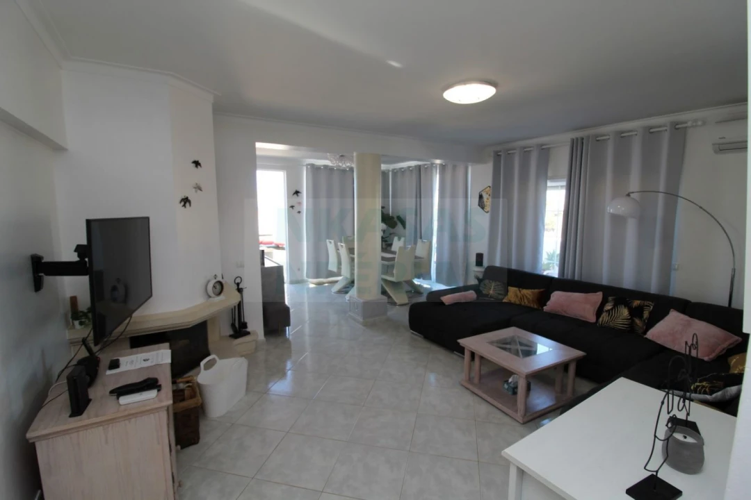 Apartamento T2 para Venda em Portimão Foto 21