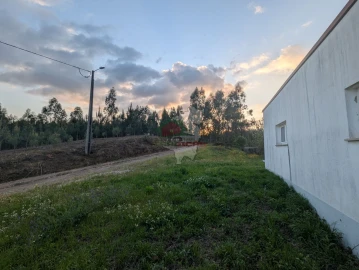 Moradia T3 para Venda em Pedrogão Grande