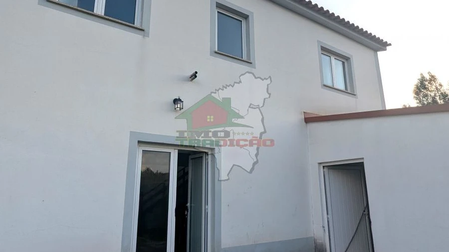 Moradia T3 para Venda em Pedrogão Grande