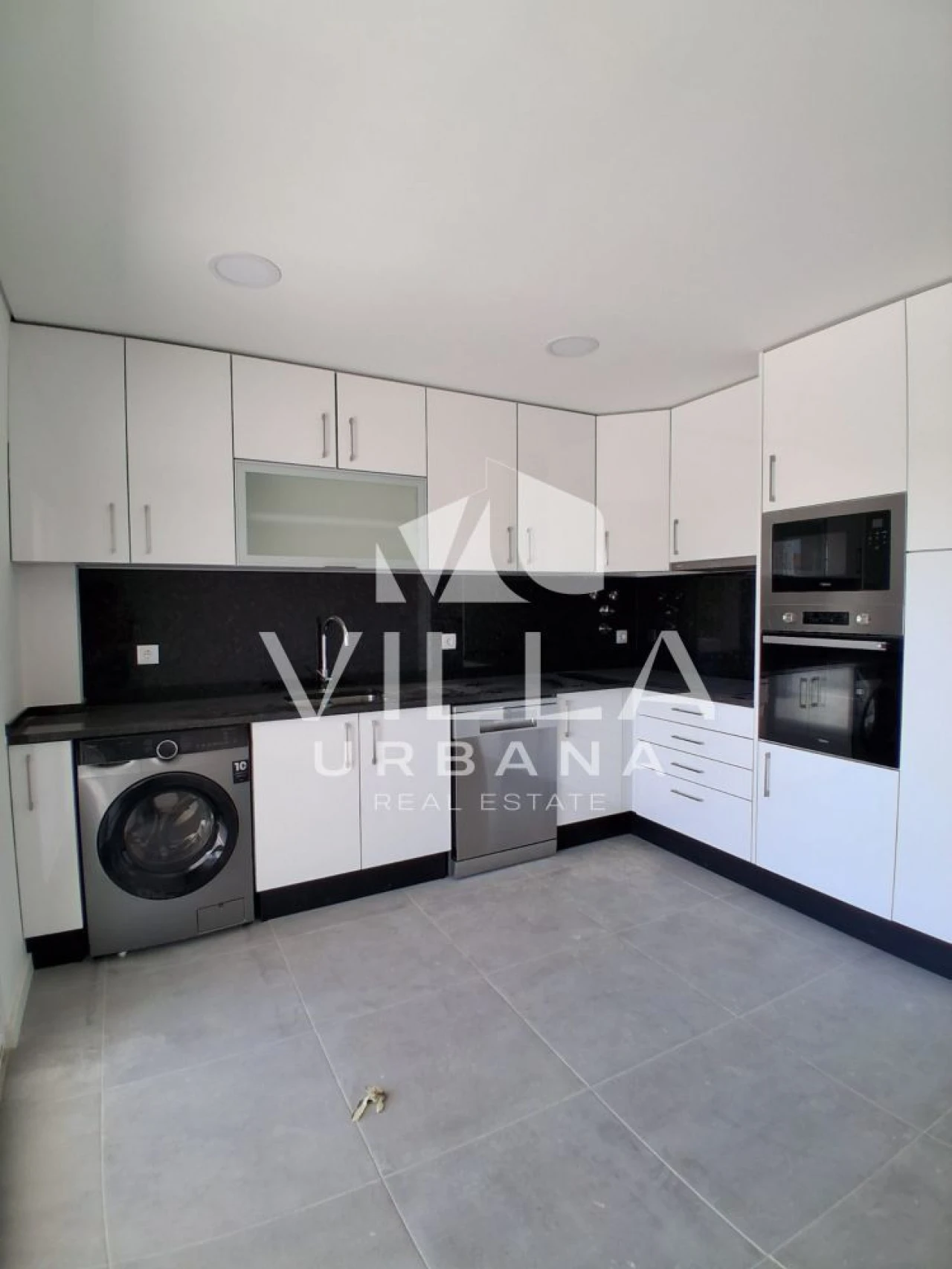 Apartamento T3 para Venda em Seixal, Arrentela e Aldeia de Paio Pires Foto 3
