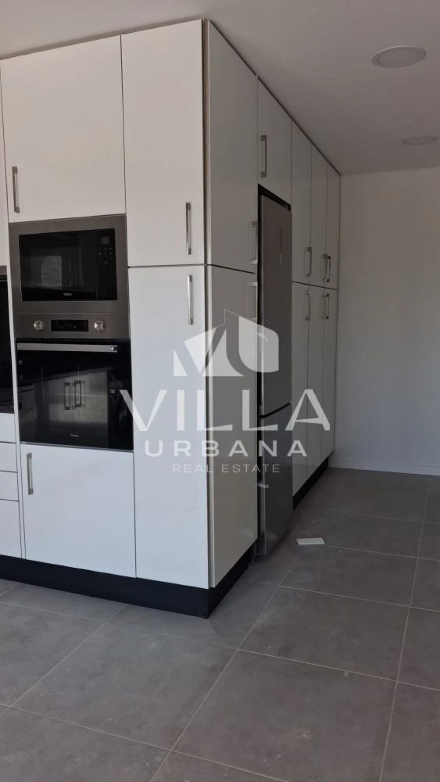 Apartamento T3 para Venda em Seixal, Arrentela e Aldeia de Paio Pires Foto 8