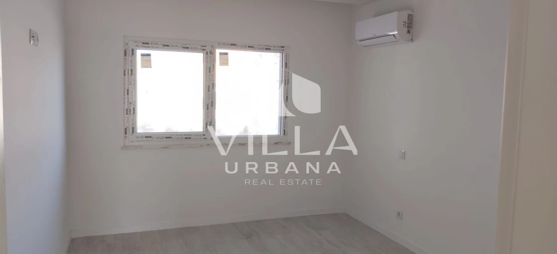 Apartamento T3 para Venda em Seixal, Arrentela e Aldeia de Paio Pires Foto 4