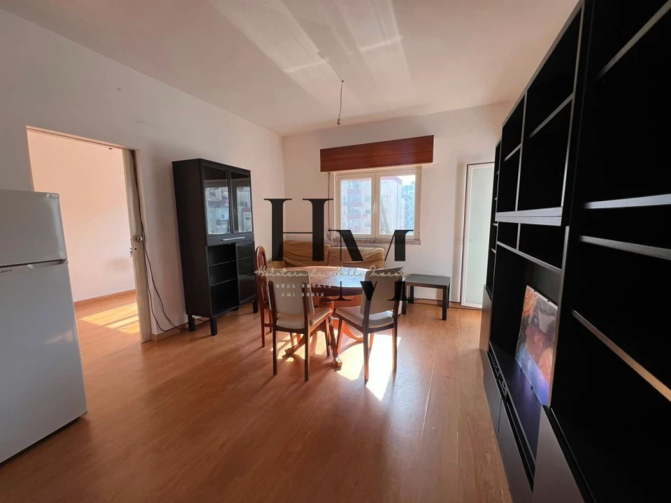 Apartamento T1 para Venda em Águas Livres Foto 3