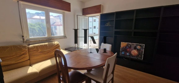 Apartamento T1 para Venda em Águas Livres