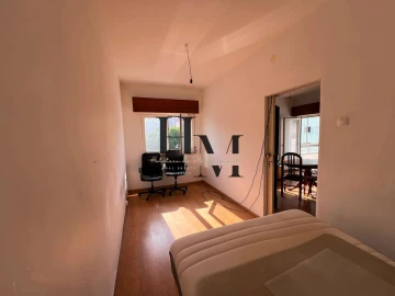 Apartamento T1 para Venda em Águas Livres
