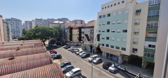 Apartamento T1 para Venda em Águas Livres